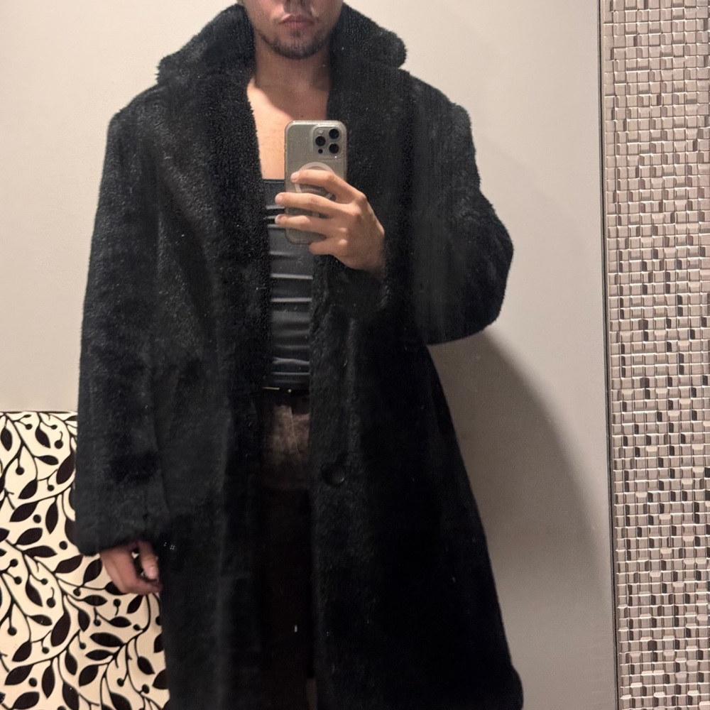 Fau fur coat